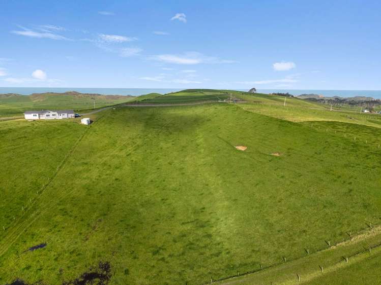 177 Rehutai Road Baylys Beach_9