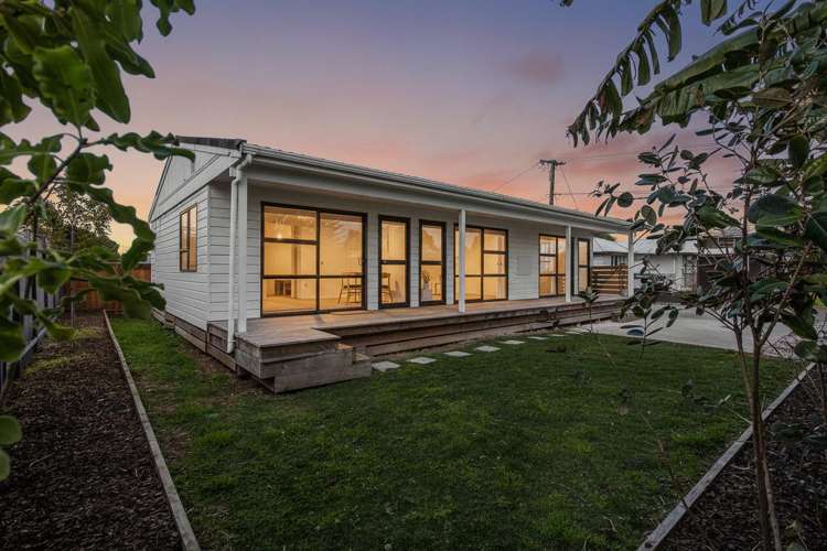 95 Gloria Avenue Te Atatu Peninsula_15