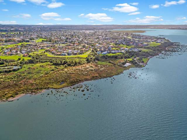 19 Riverstone Road Te Atatu Peninsula_1