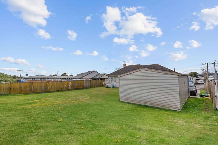 19 Eliot Street Enderley_16