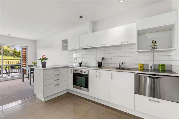 C11/71 Spencer Road Oteha_8