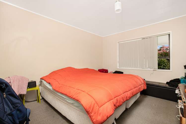 1/22 Tamworth Close Manurewa_5