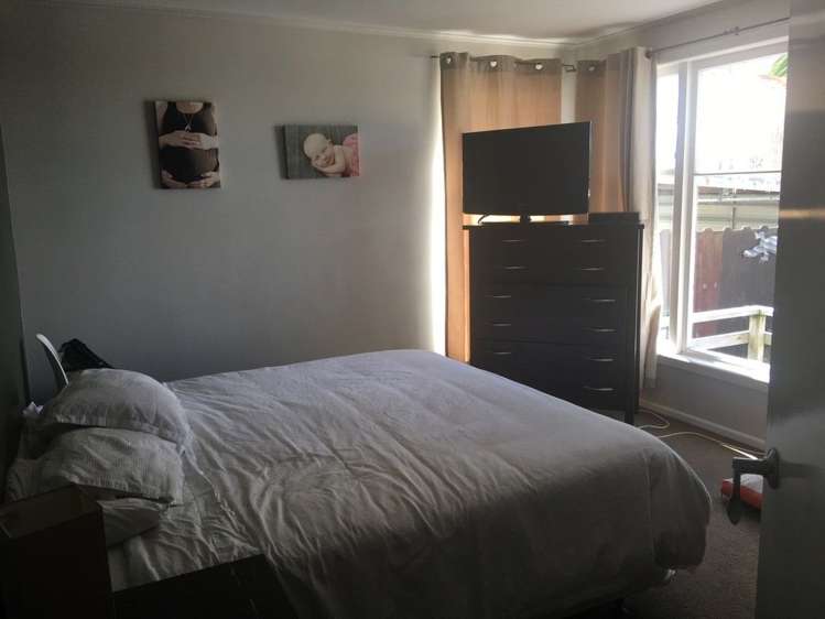 8 Holman Road Te Atatu Peninsula_8