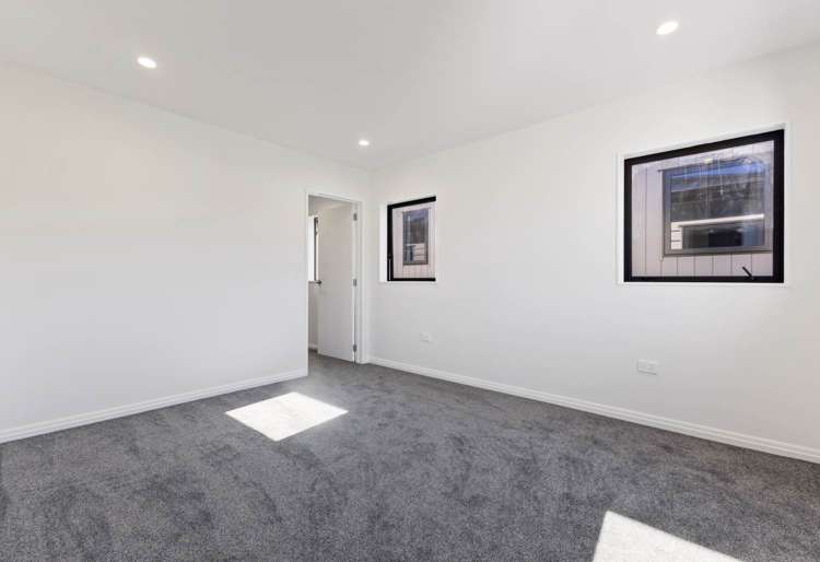 2 & 3/142 Great South Road Manurewa_12