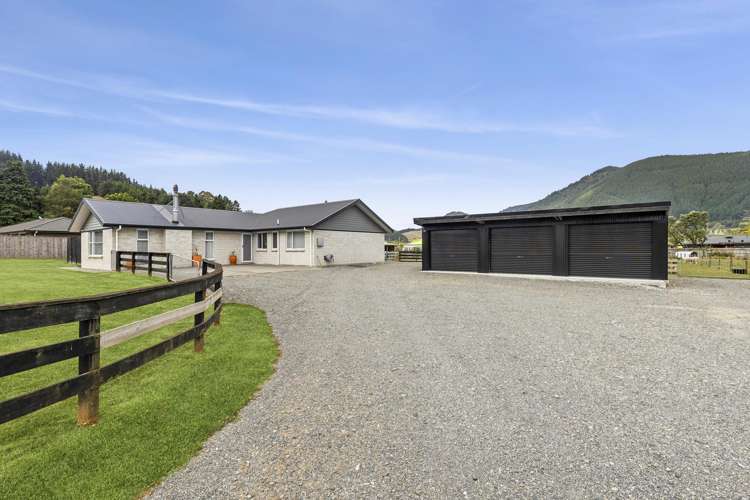 11 Robertson Mill Place Rai Valley_1