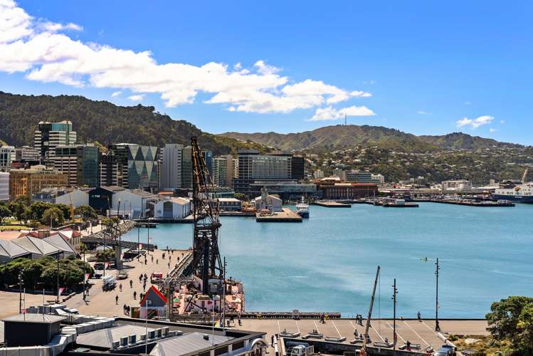 8A/42 Cable Street Te Aro_19