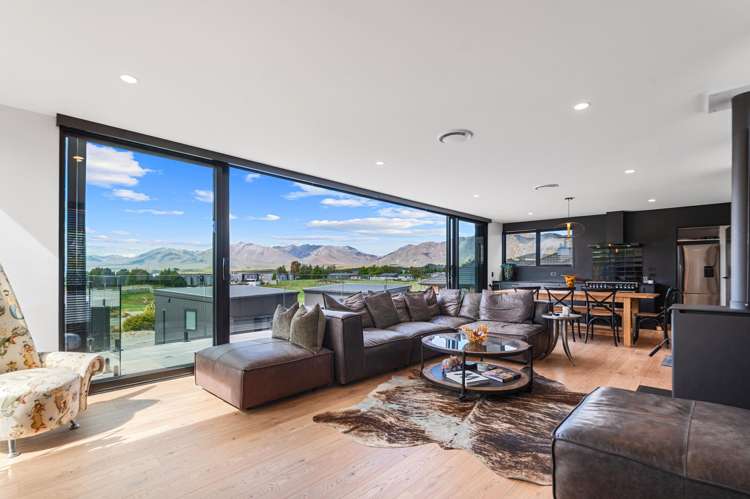 35 D'Archiac Drive Lake Tekapo_10