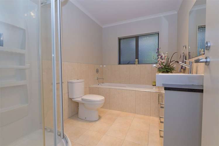 5 Bonny Crescent Massey_14