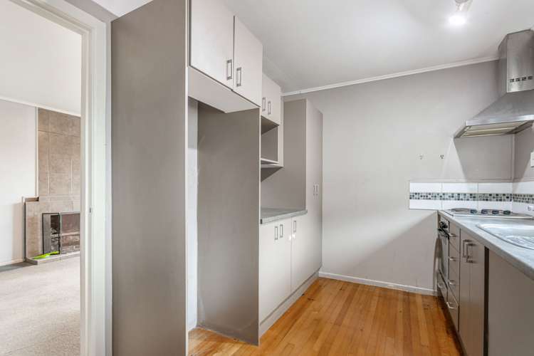 15 Paton Avenue Te Atatu South_6