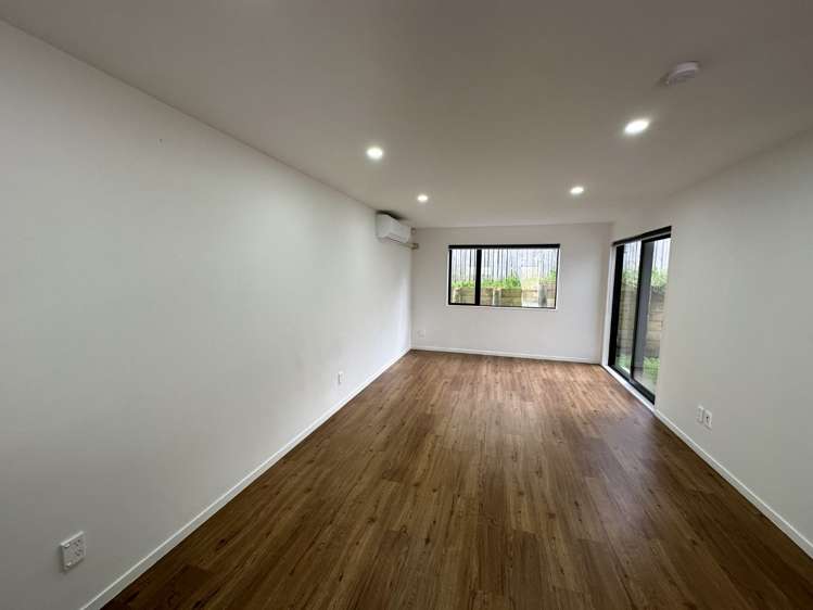 44c Friesian Drive 10683_2