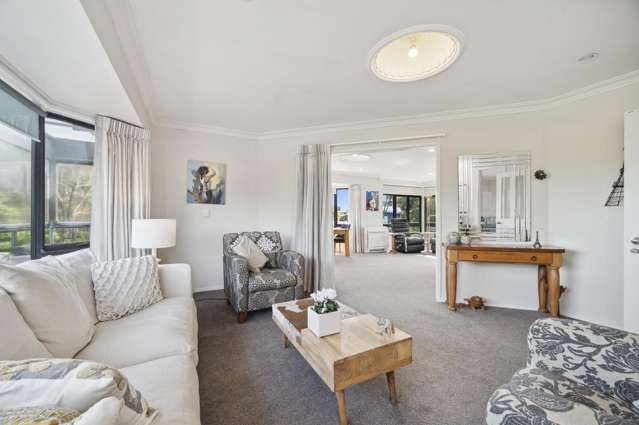 2/7 Waihora Street Hilltop_4