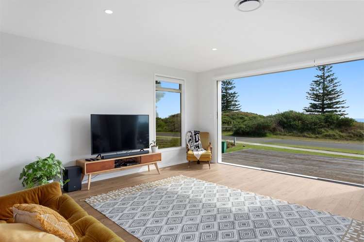 376 Ocean Road Ohope_12