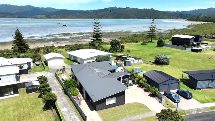 128 Harbour Drive Matarangi_24