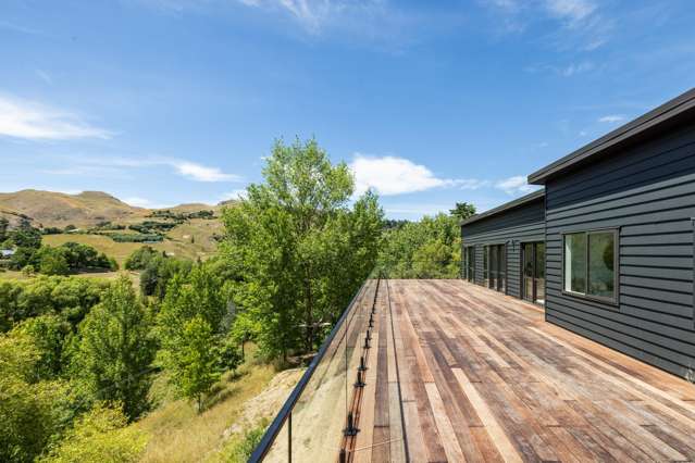 Panoramic views and what a deck