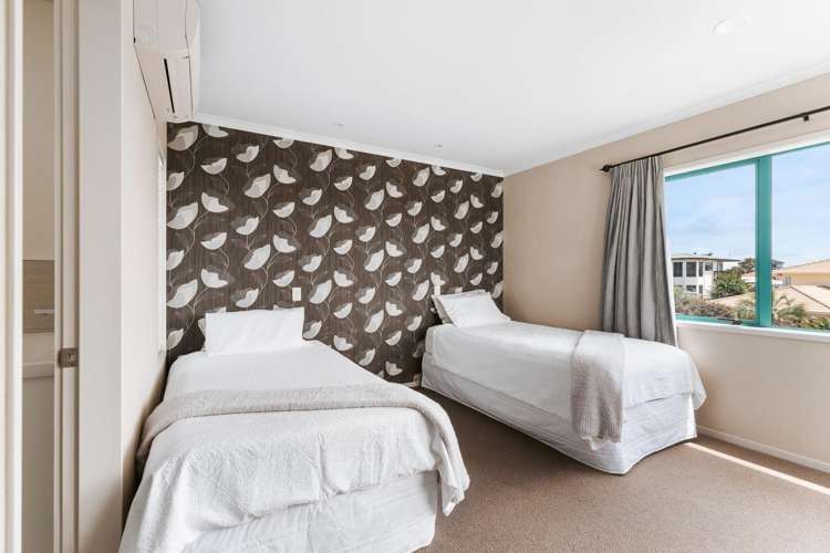 7 Island View Heights Coastlands_16