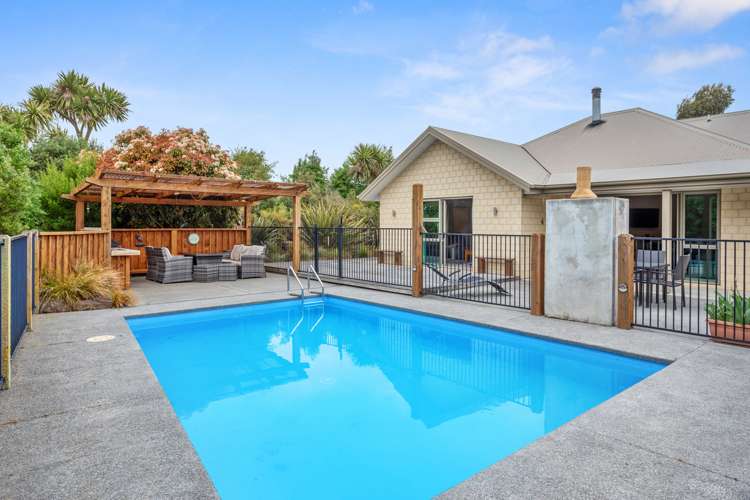 573 Oxford Road Fernside_14