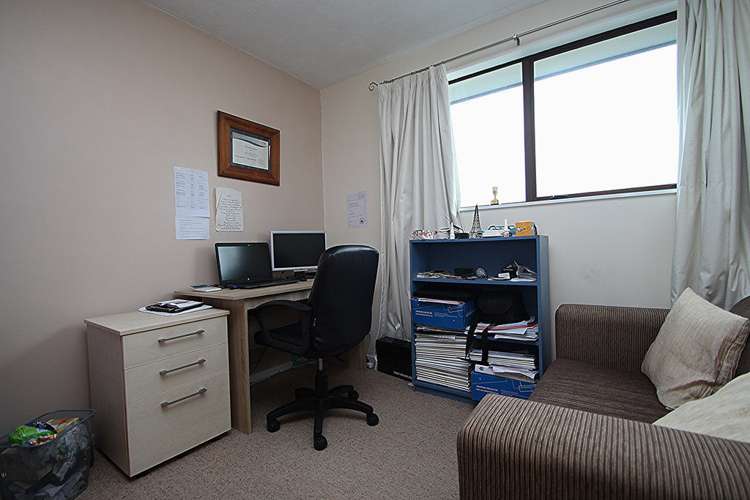 2/15 Lowry Avenue Redwood_10