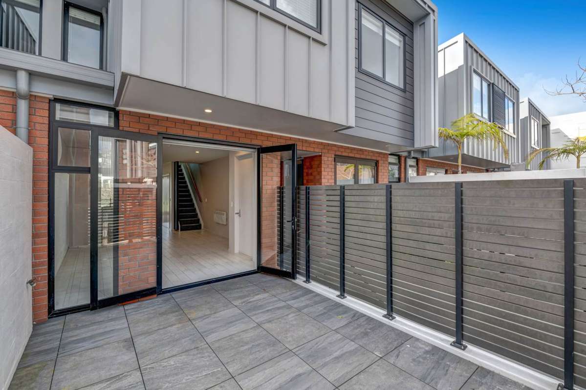 20/4 Stables Lane_0