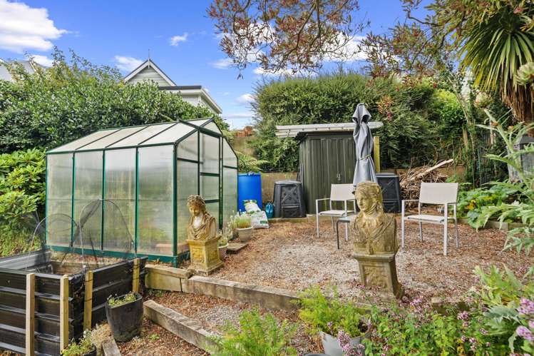 51 Frame Street North East Valley_19