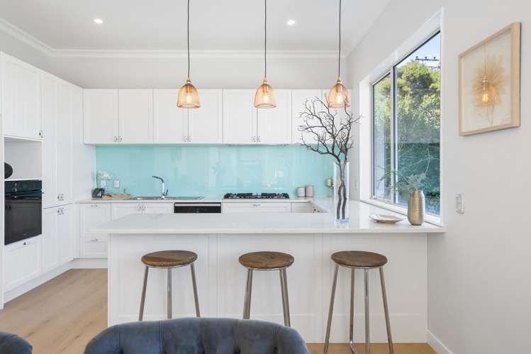 517 East Coast Road Murrays Bay_6