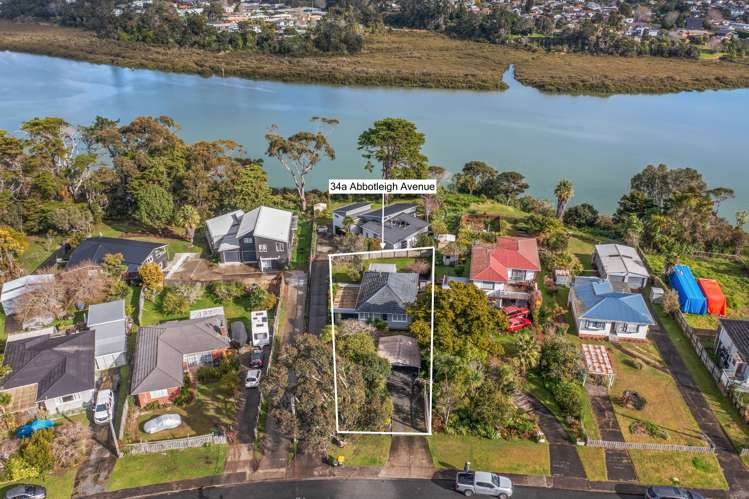34a Abbotleigh Avenue Te Atatu Peninsula_24
