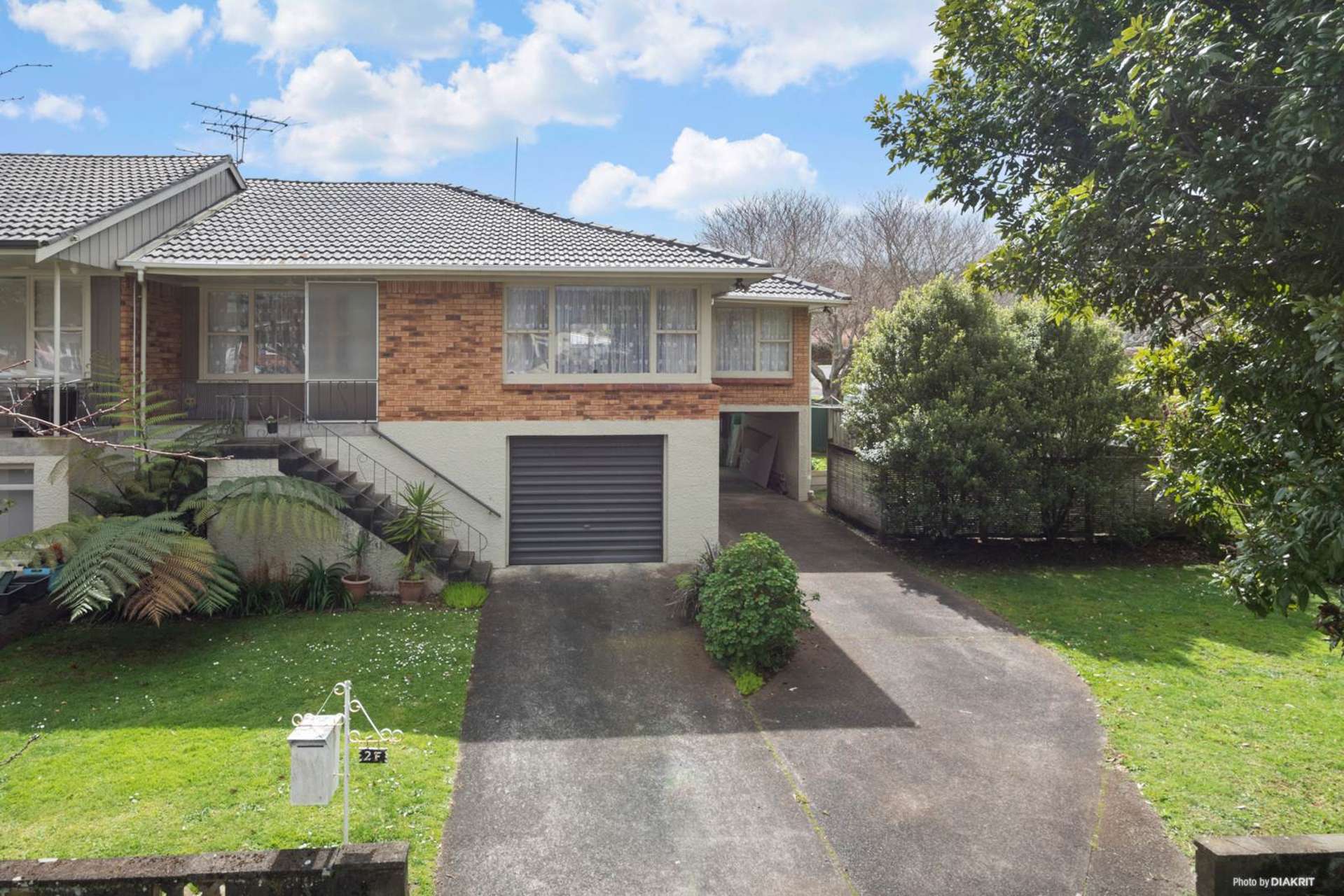 2f Golf Road Epsom_0