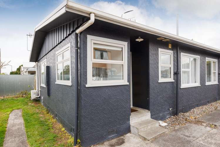 1-3/11 Pascal Street Palmerston North Central_12
