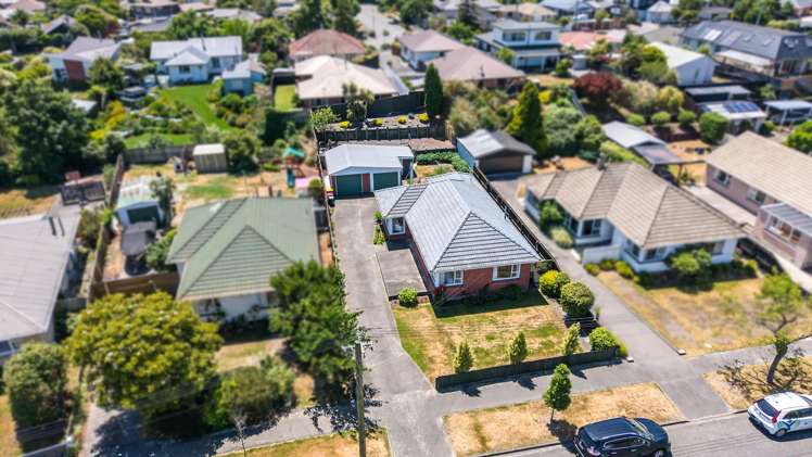 63 Vardon Crescent Shirley_13