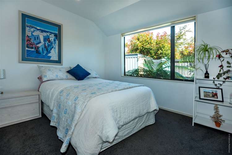 227 Southfield Drive Lincoln_20