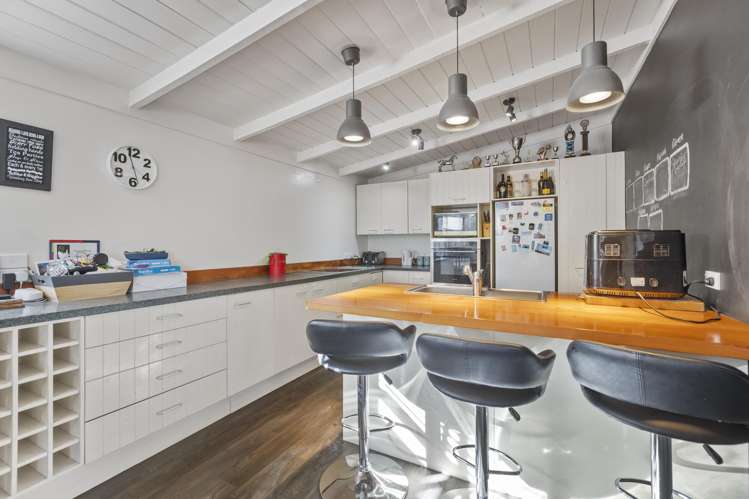 2 Warre Street Waitara_11