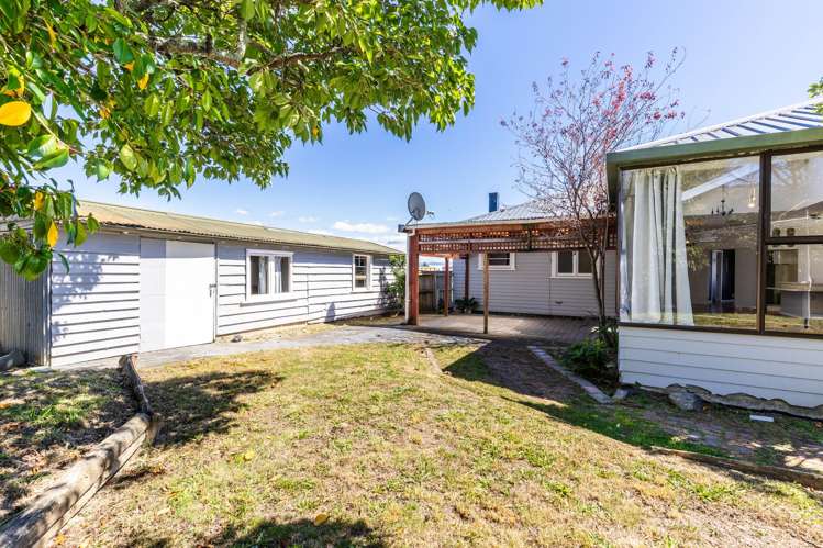 3 Paton Road Richmond_16