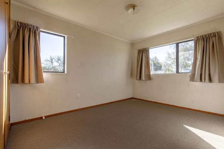 23 Charles Street Takapau_11