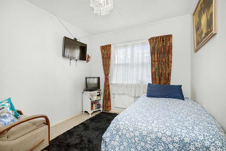 11 Wainuiomata Road_5