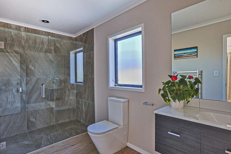 14 Manapouri Street Poraiti_9