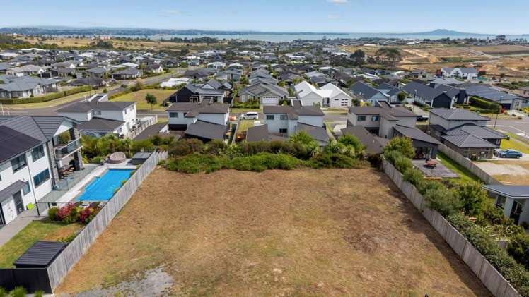 22 Motukaraka Drive Beachlands_10