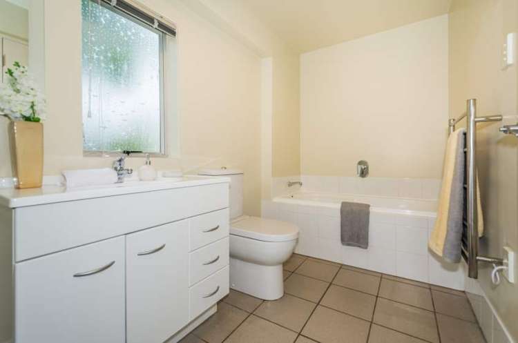 26 Mawson Avenue Torbay_14