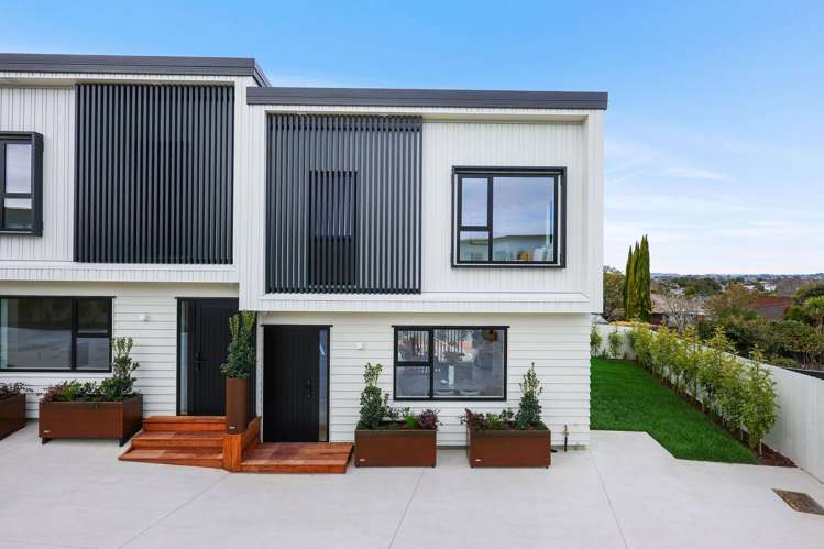 75e Glenmore Road Sunnyhills_32