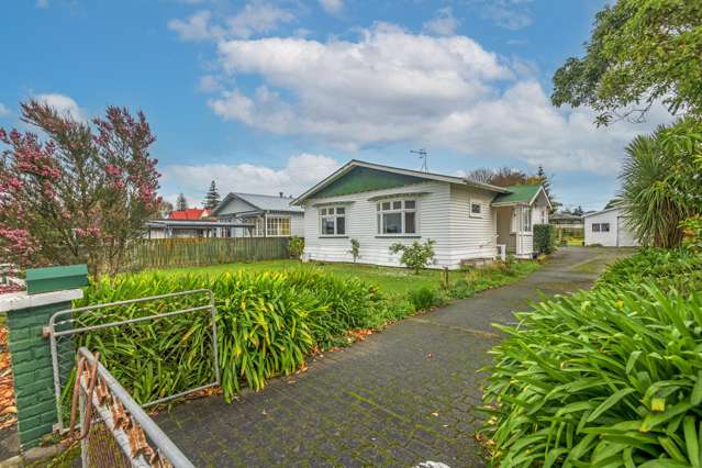 Captivating 1920s character home!