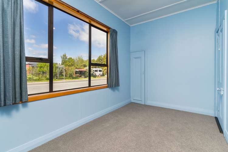 1 Clark Street Owaka_13