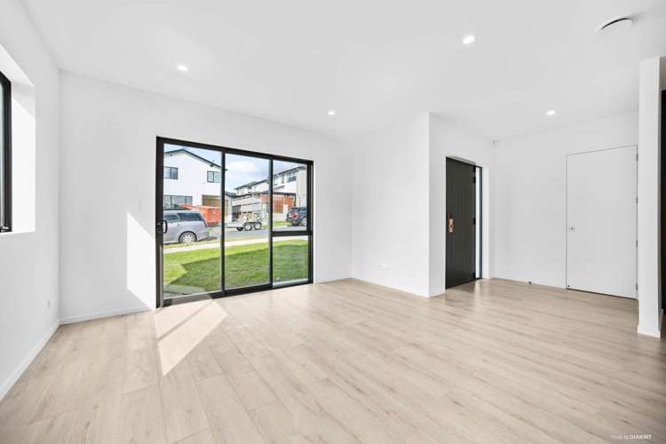 63 Drumbuoy Drive Flat Bush_6