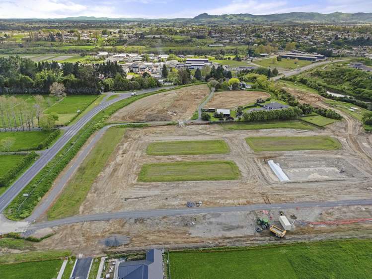 3798 Cambridge Road Leamington_21