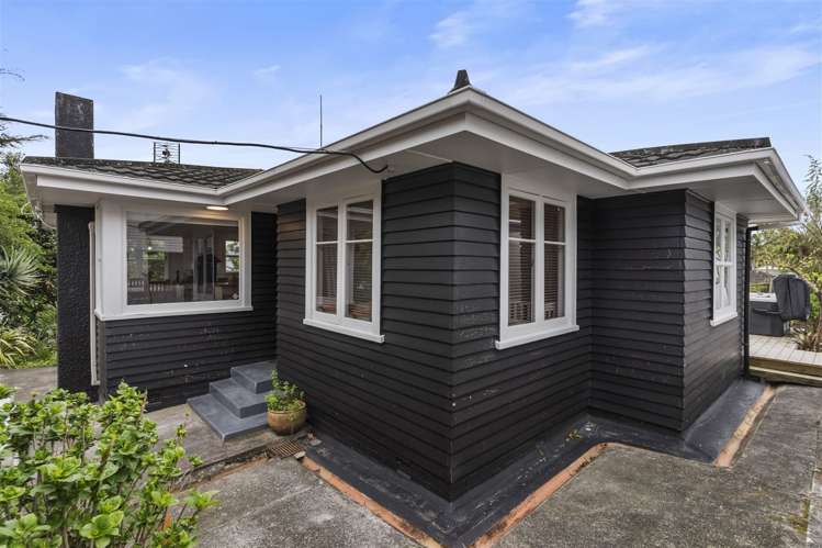 7 Hughes Terrace Te Atatu Peninsula_8