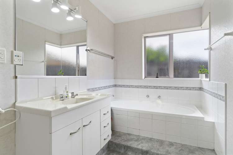 64 Denny Hulme Drive Mount Maunganui_9