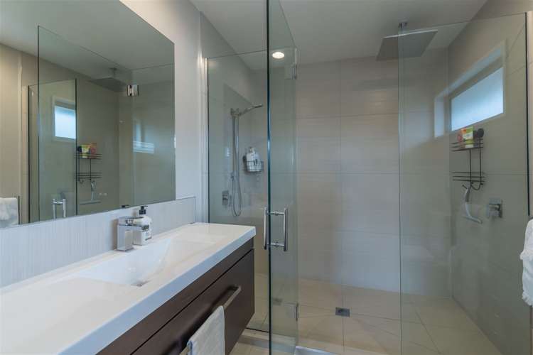 48 Bluestone Drive Parklands_26