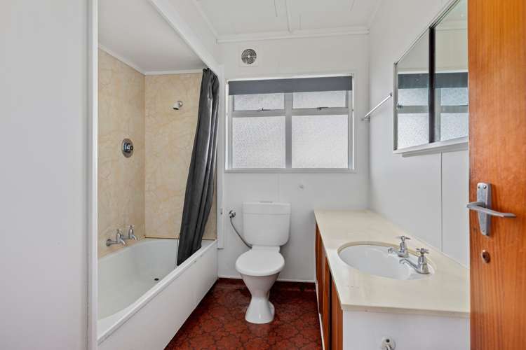 2/16 Park Street Tauranga Central_14