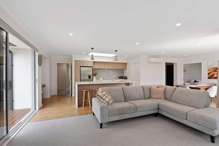 57 Verdeco Boulevard Lincoln_13