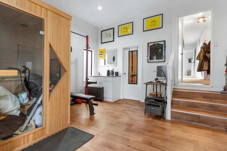 25 Sunningdale Street Wattle Downs_21