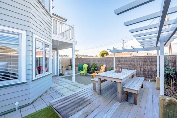 31 Tory Street Petone_16