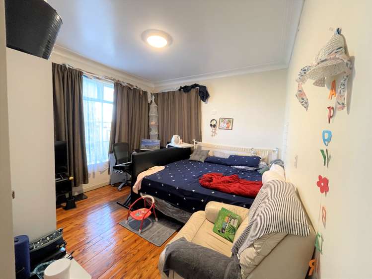 1/1 Hazel Avenue Mount Roskill_7
