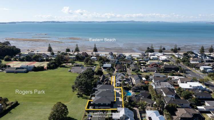 8C Jern Place Eastern Beach_44
